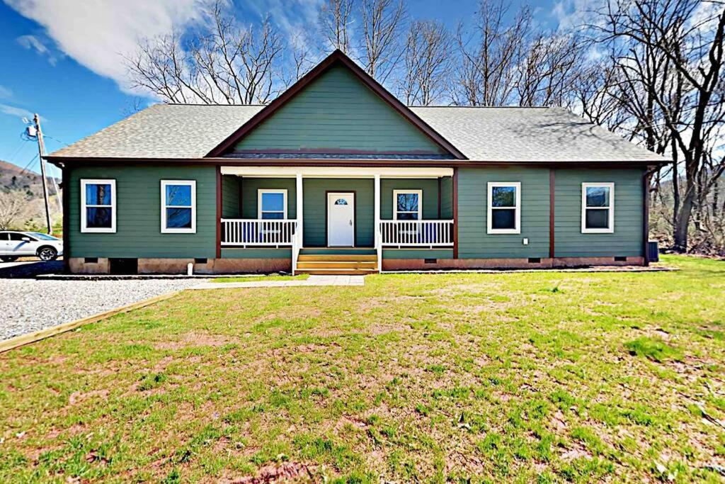 Serenity Views Comfort - Close To City & Parkway! Weaverville Zewnętrze zdjęcie